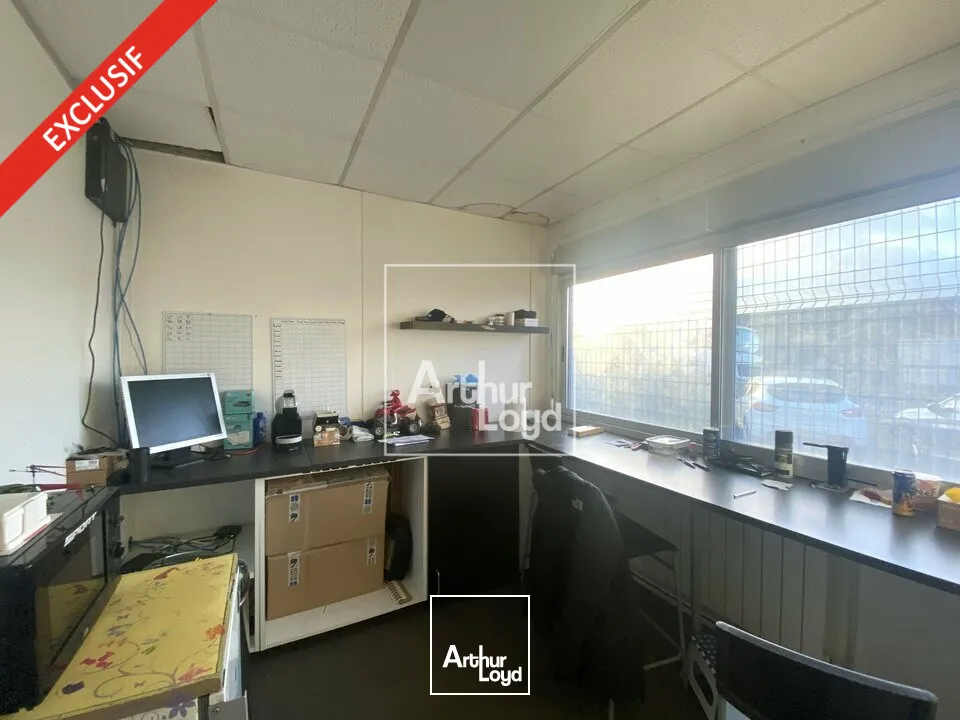 Locaux d'activité & Entrepôts - Vente - VERNEUIL-L'ÉTANG - 77390 - 571-571 - 7957115