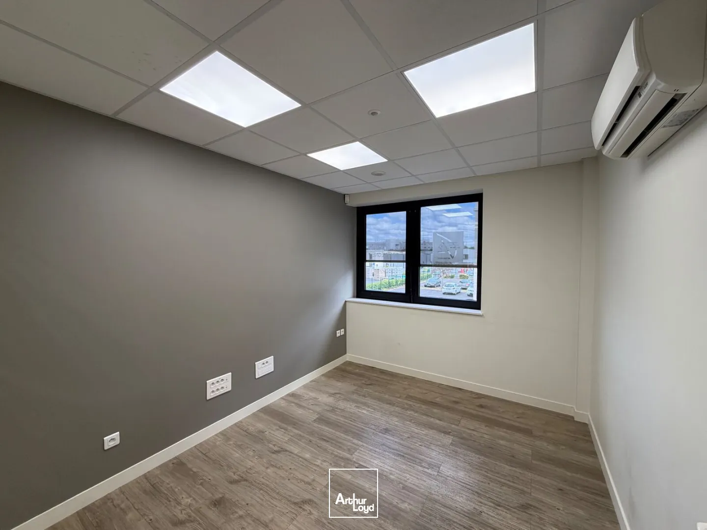 Bureaux - Location - COMPIEGNE - 60200 - 165-165 - 7957346