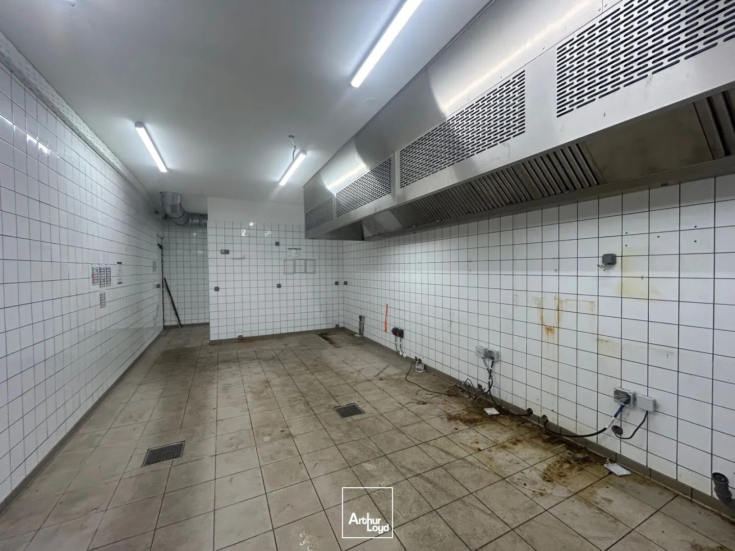 Locaux commerciaux - Location - SAINT QUENTIN - 02100 - 410.86-410.86 - 7957362