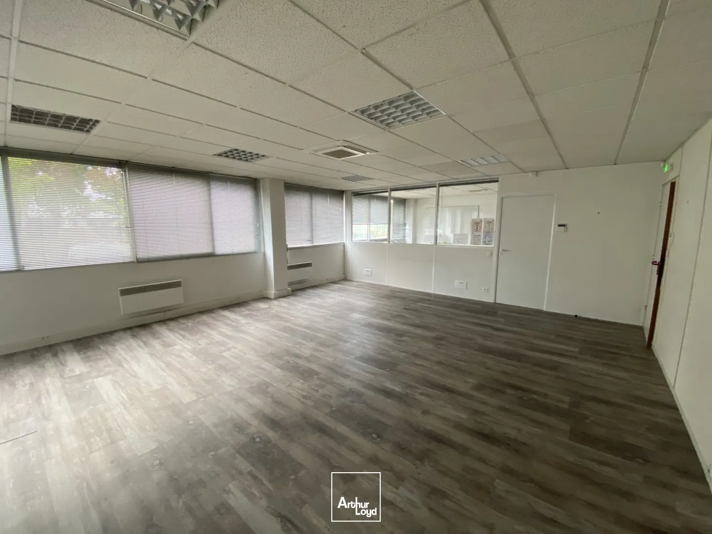 Bureaux - Location - BORDEAUX - 33300 - 7-323 - 7957445