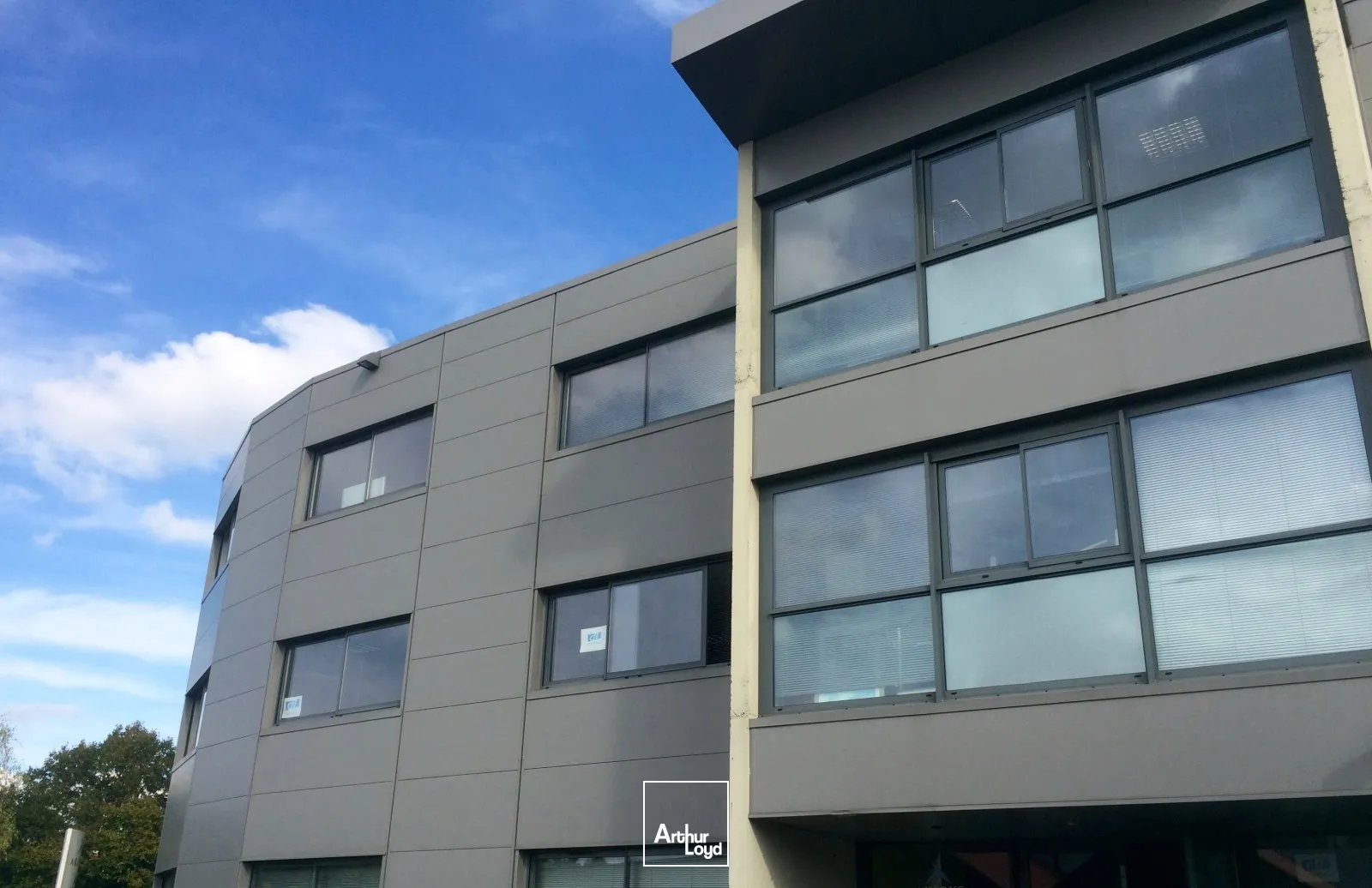 Bureaux - Location - SAINT SEBASTIEN SUR LOIRE - 44230 - 120-120 - 7957643