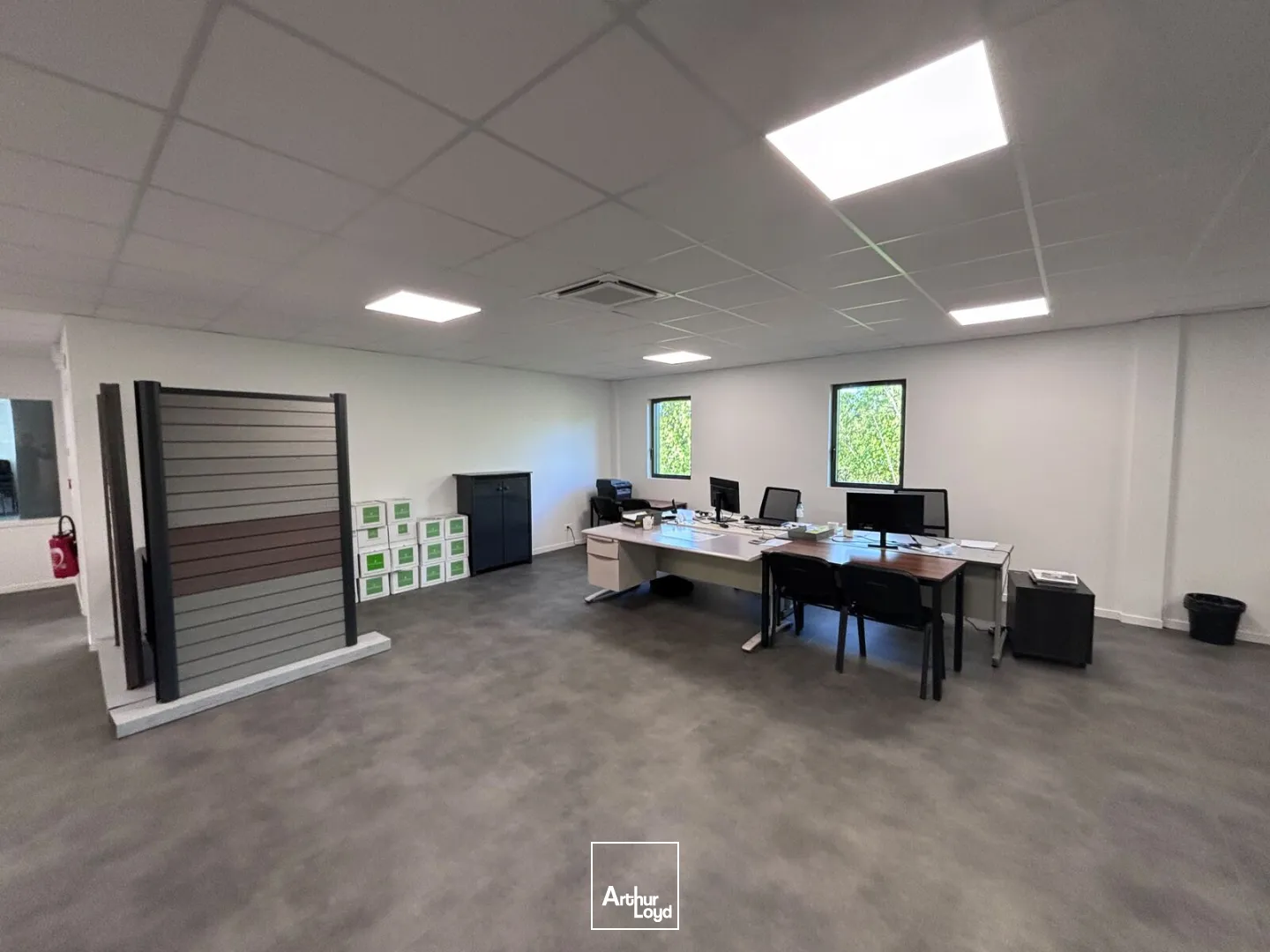 Locaux d'activité & Entrepôts - Location - SAINTE LUCE SUR LOIRE - 44980 - 827-827 - 7957674