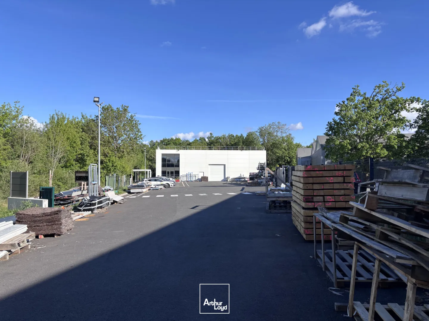 Locaux d'activité & Entrepôts - Location - SAINTE LUCE SUR LOIRE - 44980 - 827-827 - 7957678