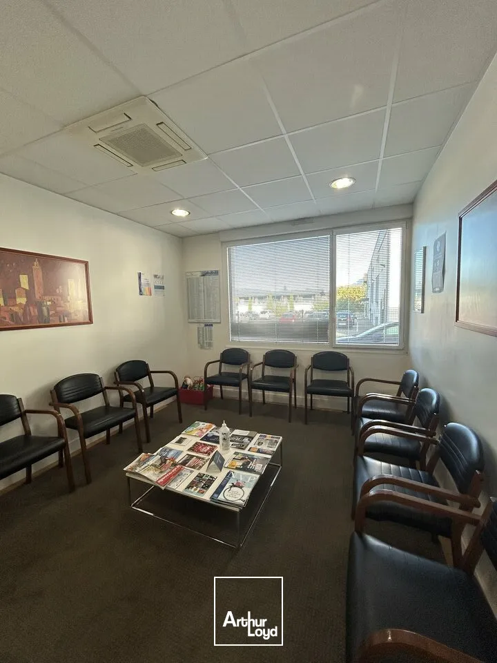 Bureaux - Vente - CHALLES-LES-EAUX - 73190 - 742-742 - 7957801