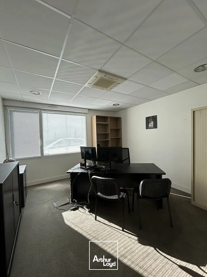 Bureaux - Vente - CHALLES-LES-EAUX - 73190 - 742-742 - 7957803