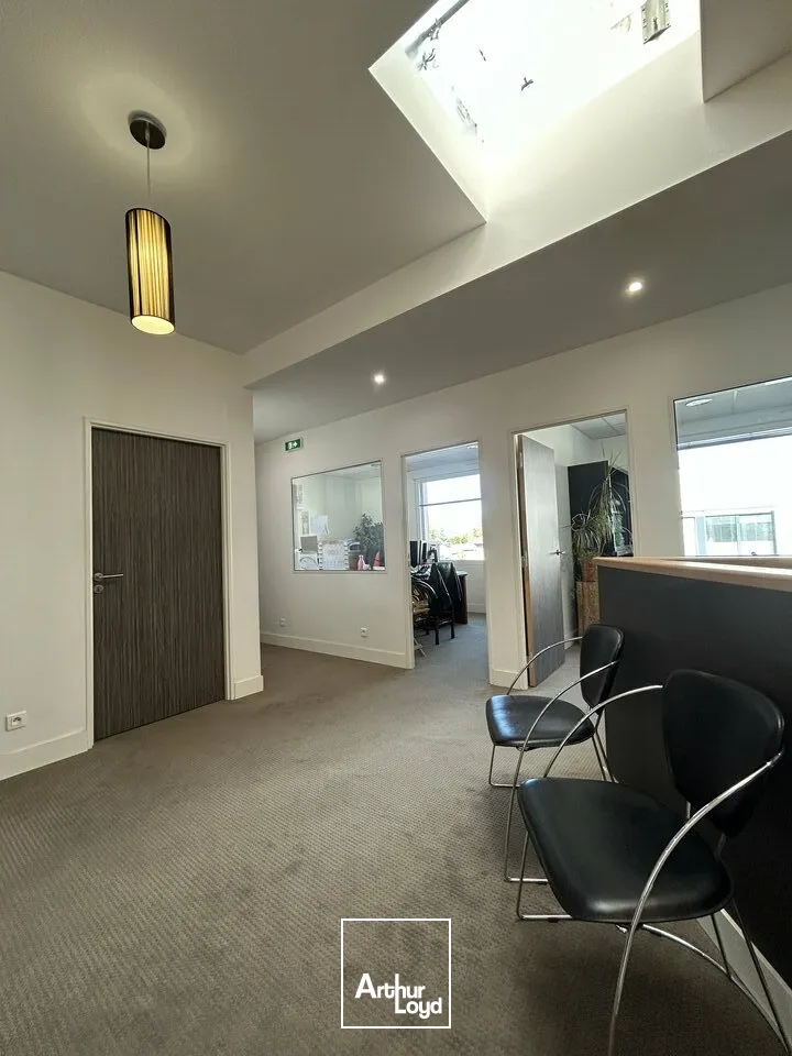 Bureaux - Vente - CHALLES-LES-EAUX - 73190 - 742-742 - 7957799