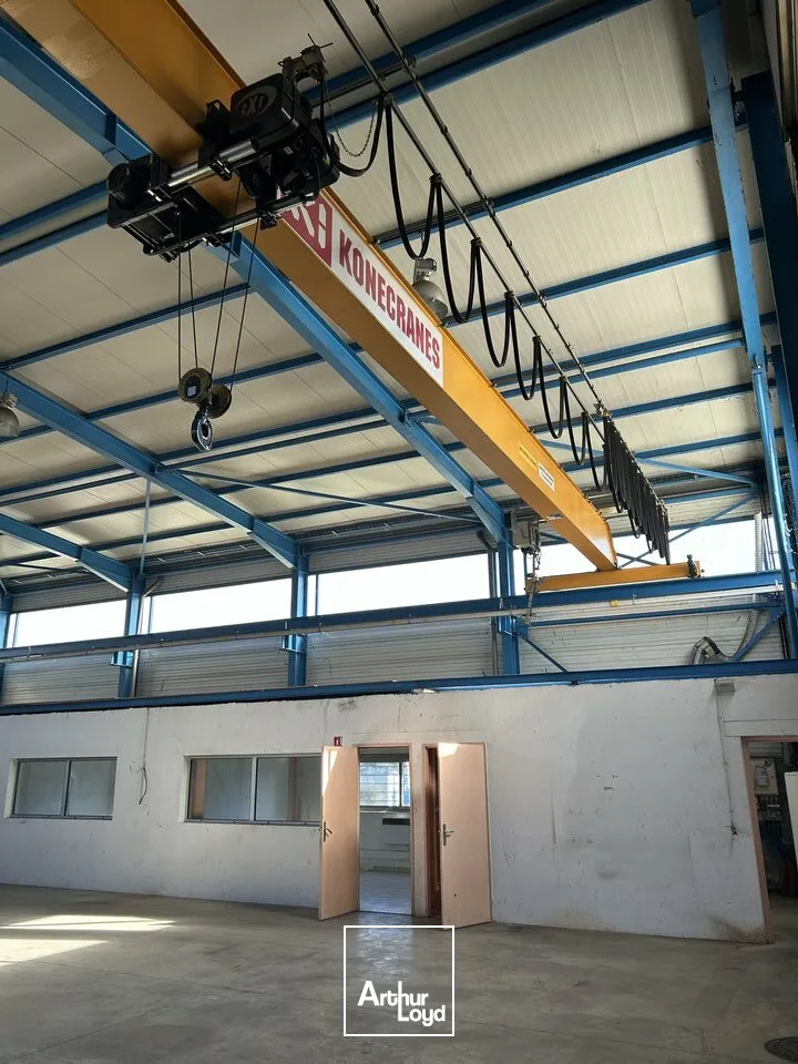Locaux d'activité & Entrepôts - Location - SAINTE-HÉLÈNE-DU-LAC - 73800 - 1200-3200 - 7957809