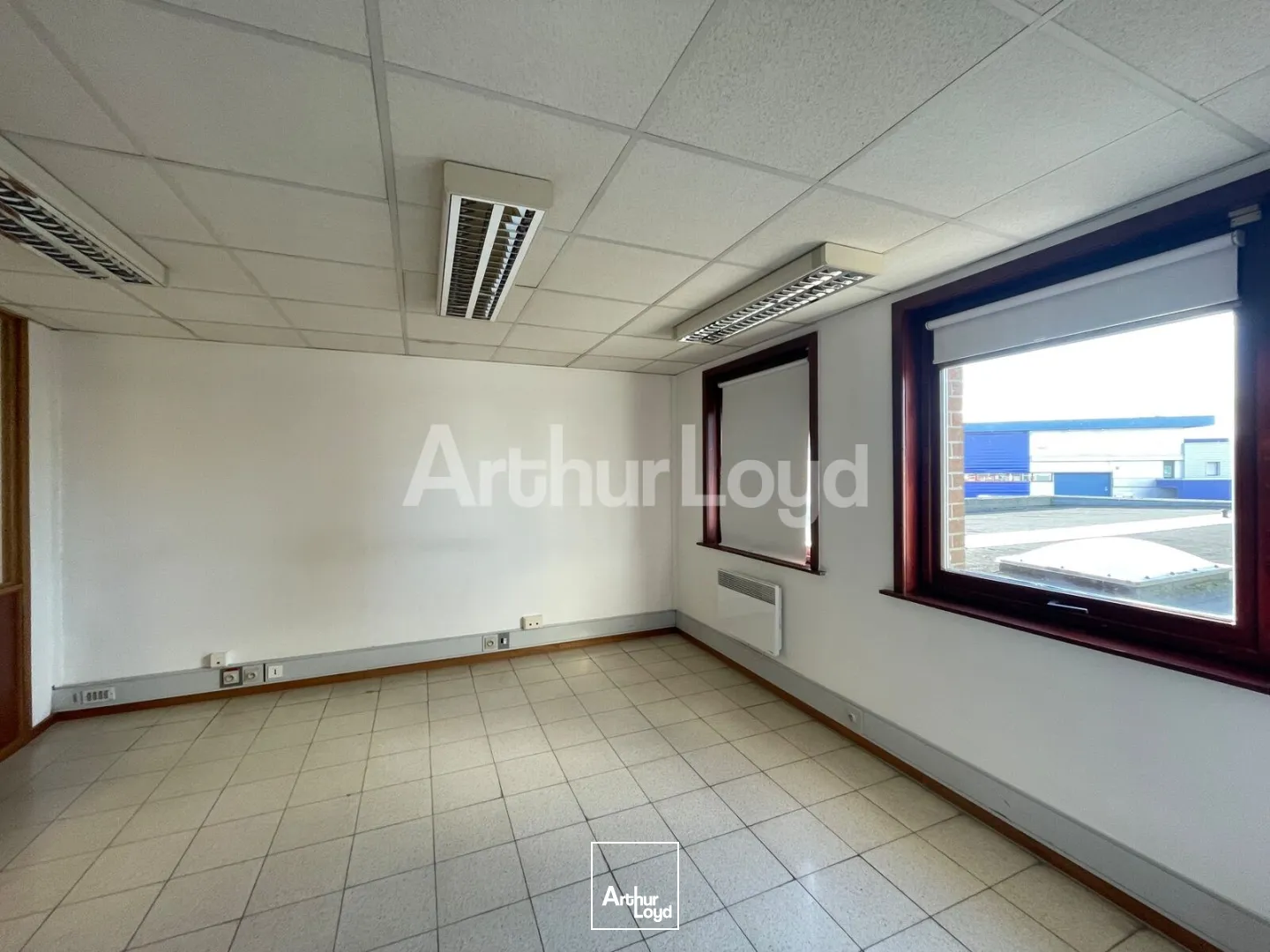 Bureaux - Location - TEMPLEMARS - 59175 - 300-1600 - 7957908
