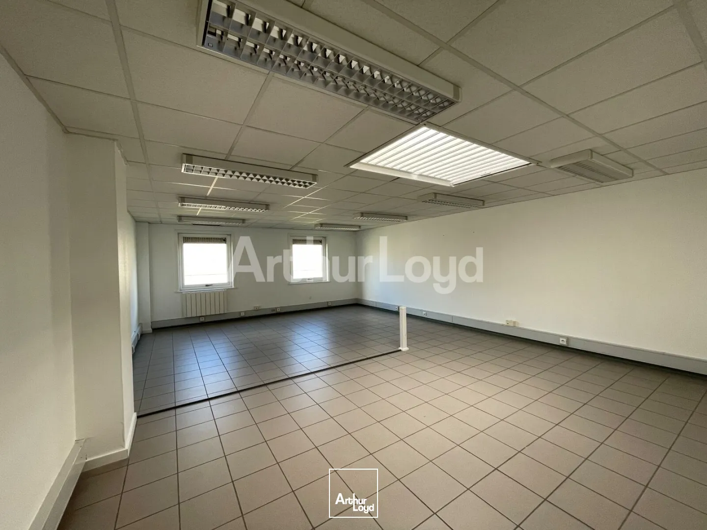 Bureaux - Location - TEMPLEMARS - 59175 - 300-1600 - 7957913