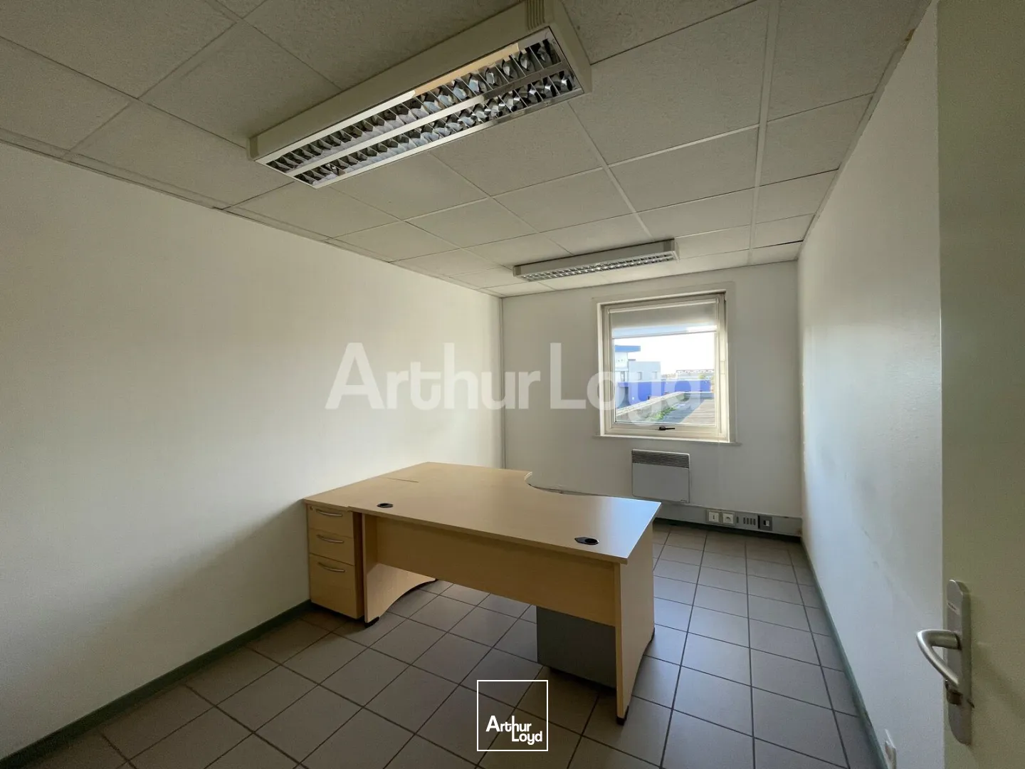 Bureaux - Location - TEMPLEMARS - 59175 - 300-1600 - 7957910