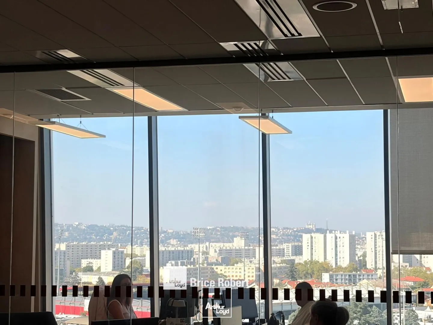Bureaux - Location - VENISSIEUX - 69200 - 231.4-1512.2 - 7958007