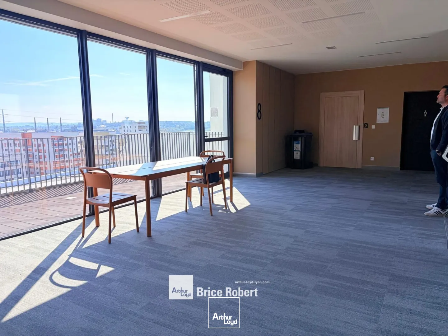 Bureaux - Location - VENISSIEUX - 69200 - 231.4-1512.2 - 7958016