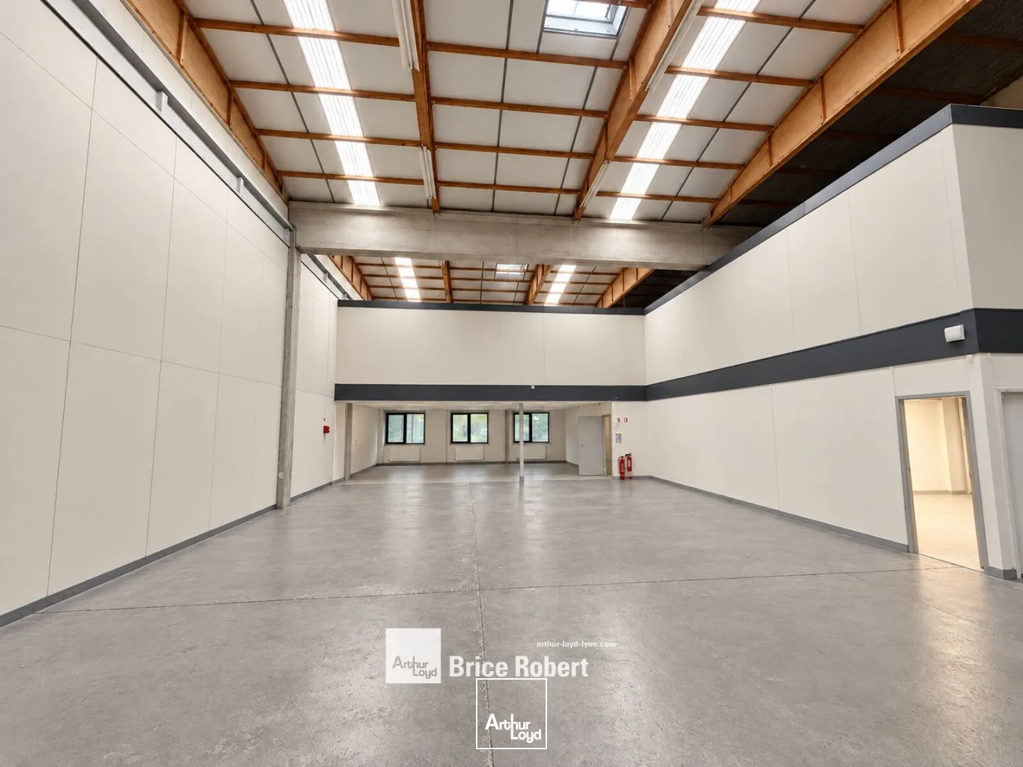 Locaux d'activité & Entrepôts - Location - DARDILLY - 69570 - 486-486 - 7958044