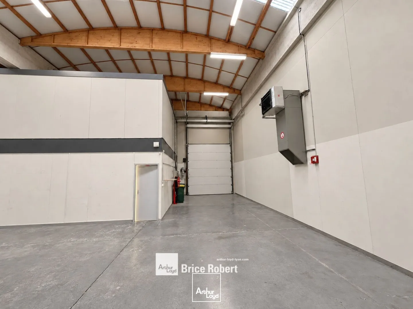 Locaux d'activité & Entrepôts - Location - DARDILLY - 69570 - 486-486 - 7958045