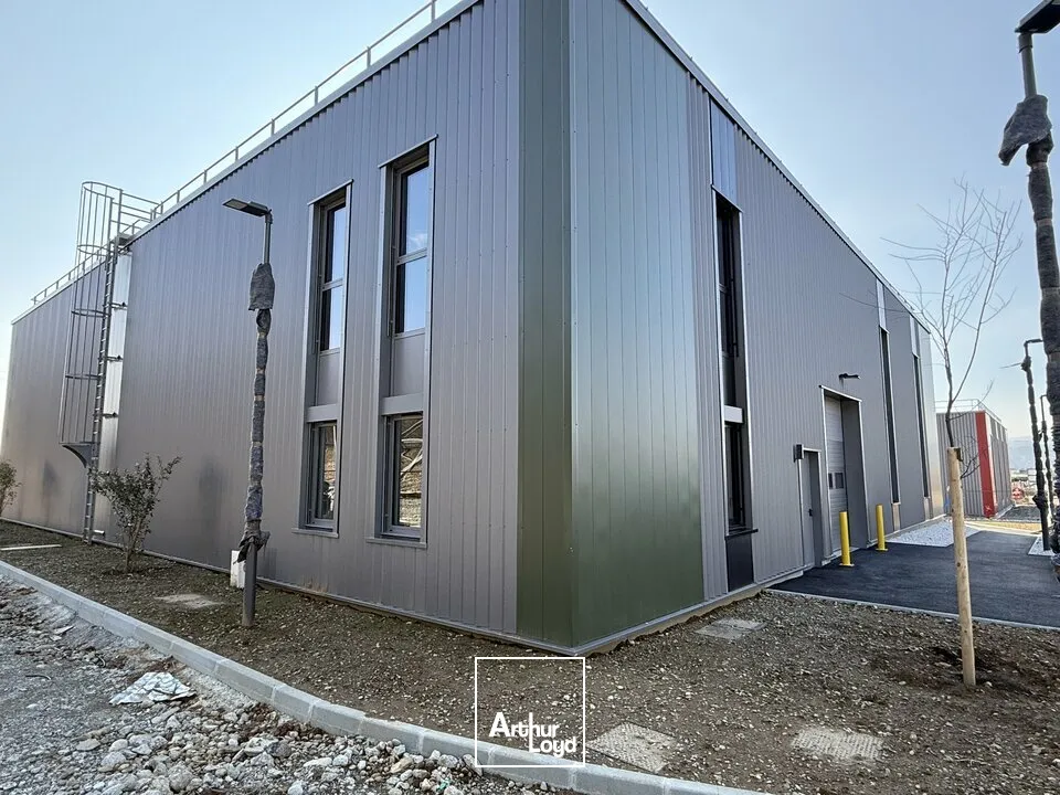 Locaux d'activité & Entrepôts - Location - VALENCE - 26000 - 360-360 - 7958153