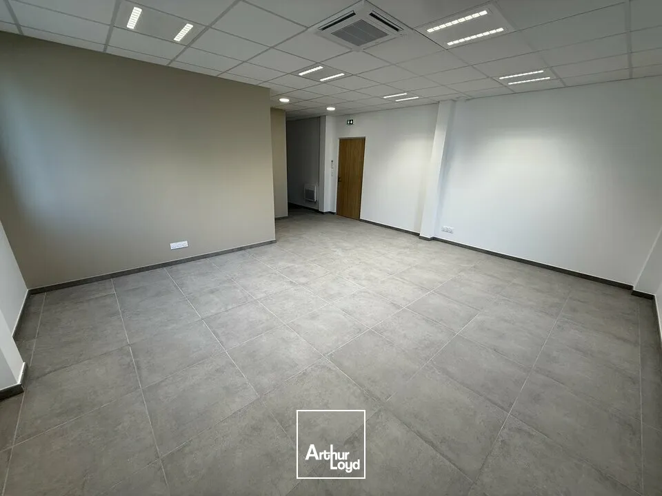 Locaux d'activité & Entrepôts - Location - VALENCE - 26000 - 360-360 - 7958155