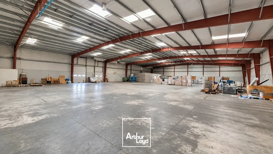 Locaux d'activité & Entrepôts - Vente - LIGUGÉ - 86240 - 1553-1553 - 7958268