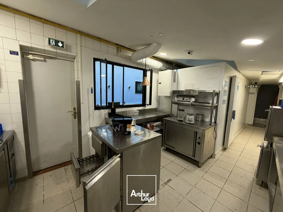 Locaux commerciaux - Location - POITIERS - 86000 - 158-158 - 7958273