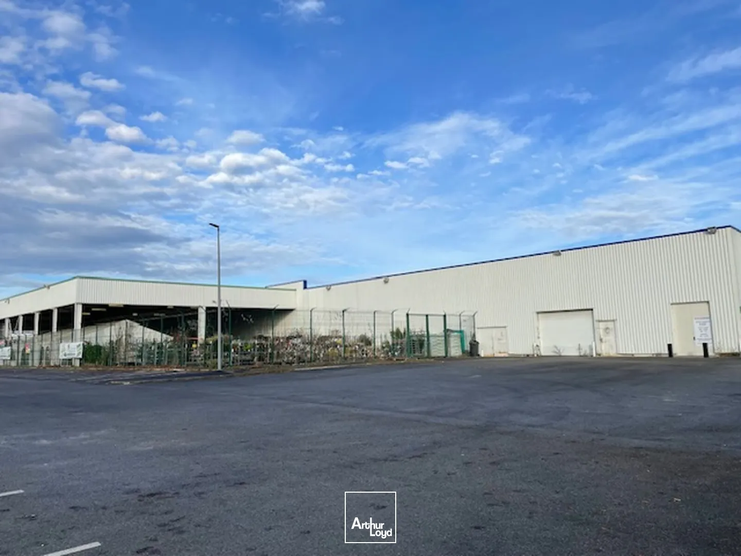 Locaux commerciaux - Vente - SOISSONS - 02200 - 1750-2200 - 7958323