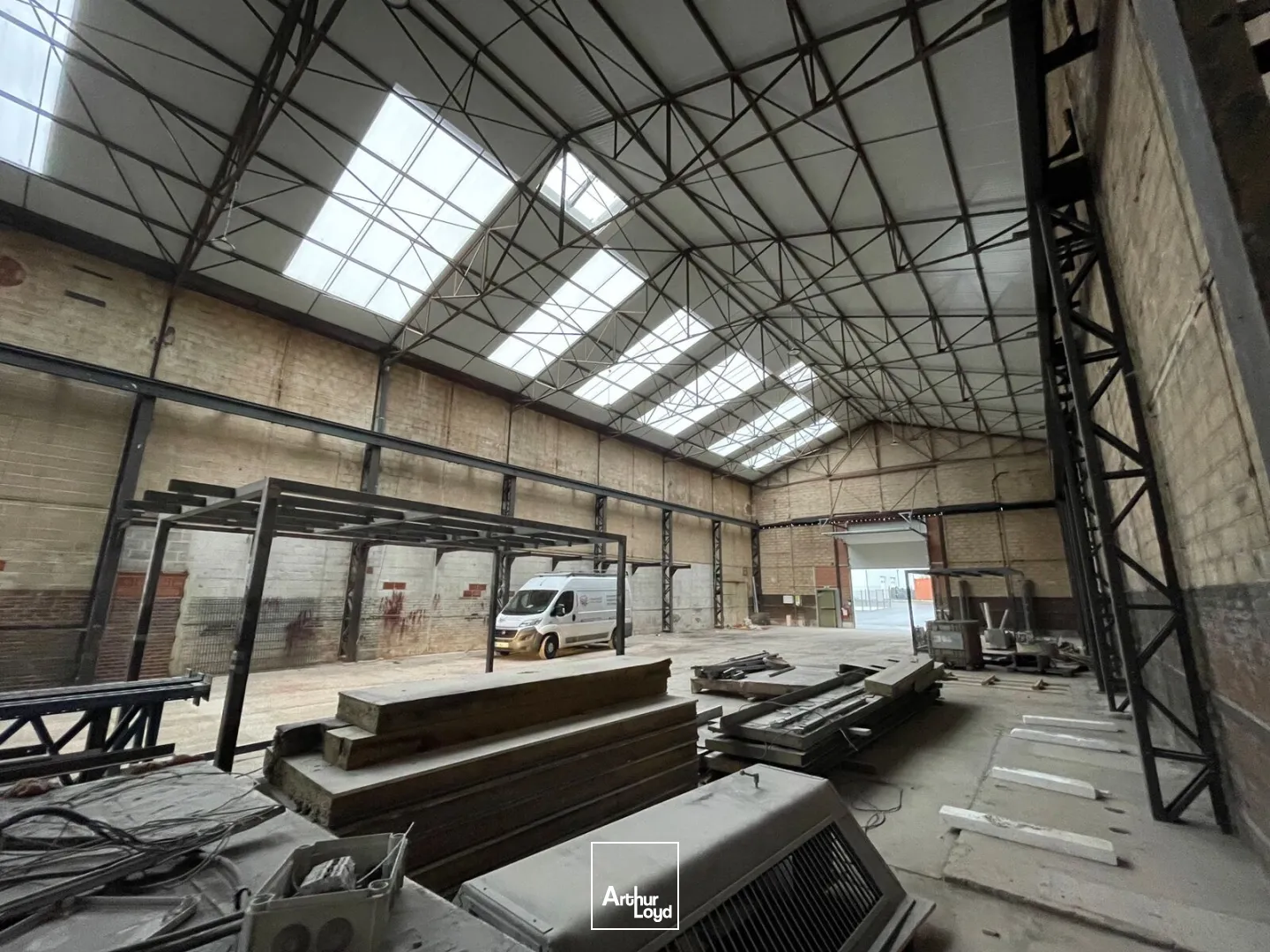 Locaux d'activité & Entrepôts - Location - BILLY SUR AISNE - 02200 - 700-700 - 7958326