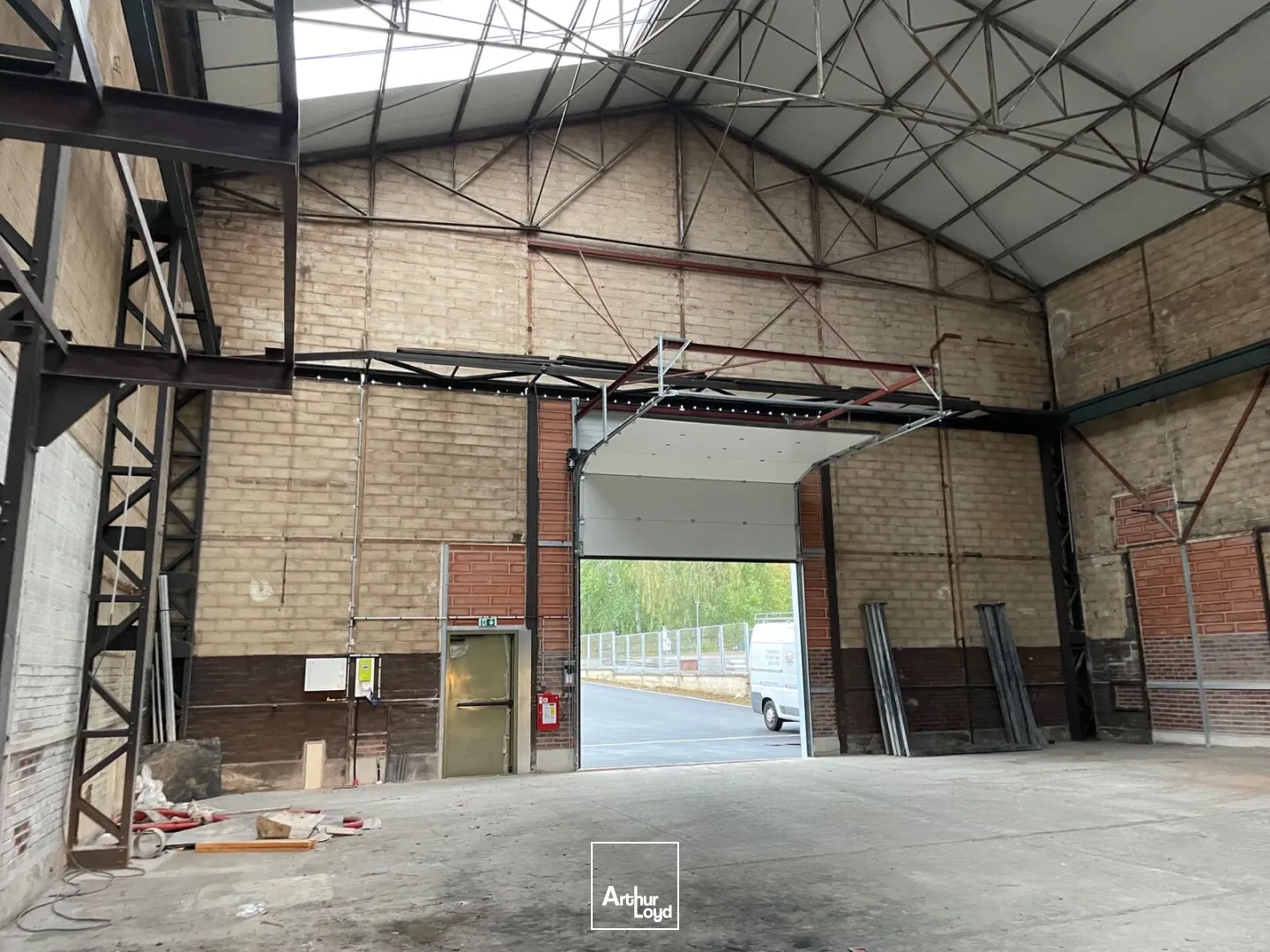 Locaux d'activité & Entrepôts - Location - BILLY SUR AISNE - 02200 - 700-700 - 7958327