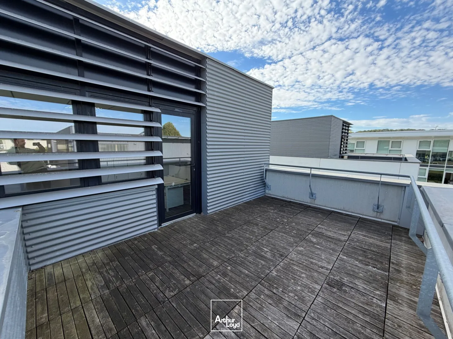 Bureaux - Location - LACROIX SAINT OUEN - 60610 - 21.06-21.06 - 7958400