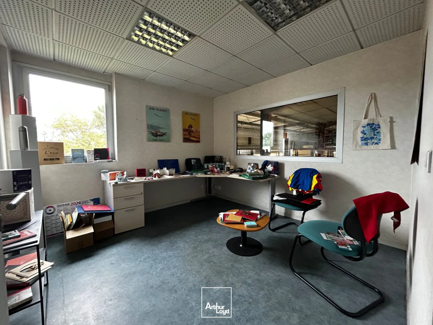 Locaux d'activité & Entrepôts - Location - LE HAILLAN - 33185 - 0-1490 - 7958513