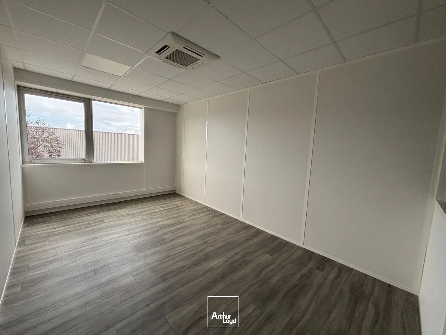 Bureaux - Location - ARTIGUES PRES BORDEAUX - 33370 - 20-517 - 7958593