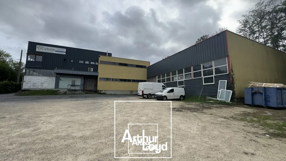 Locaux d'activité & Entrepôts - Location - BRIVE-LA-GAILLARDE - 19100 - 940-940 - 7959335