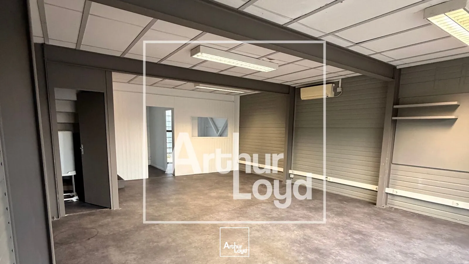 Locaux d'activité & Entrepôts - Location - SAINT JEAN DE VEDAS - 34430 - 115-115 - 7959553