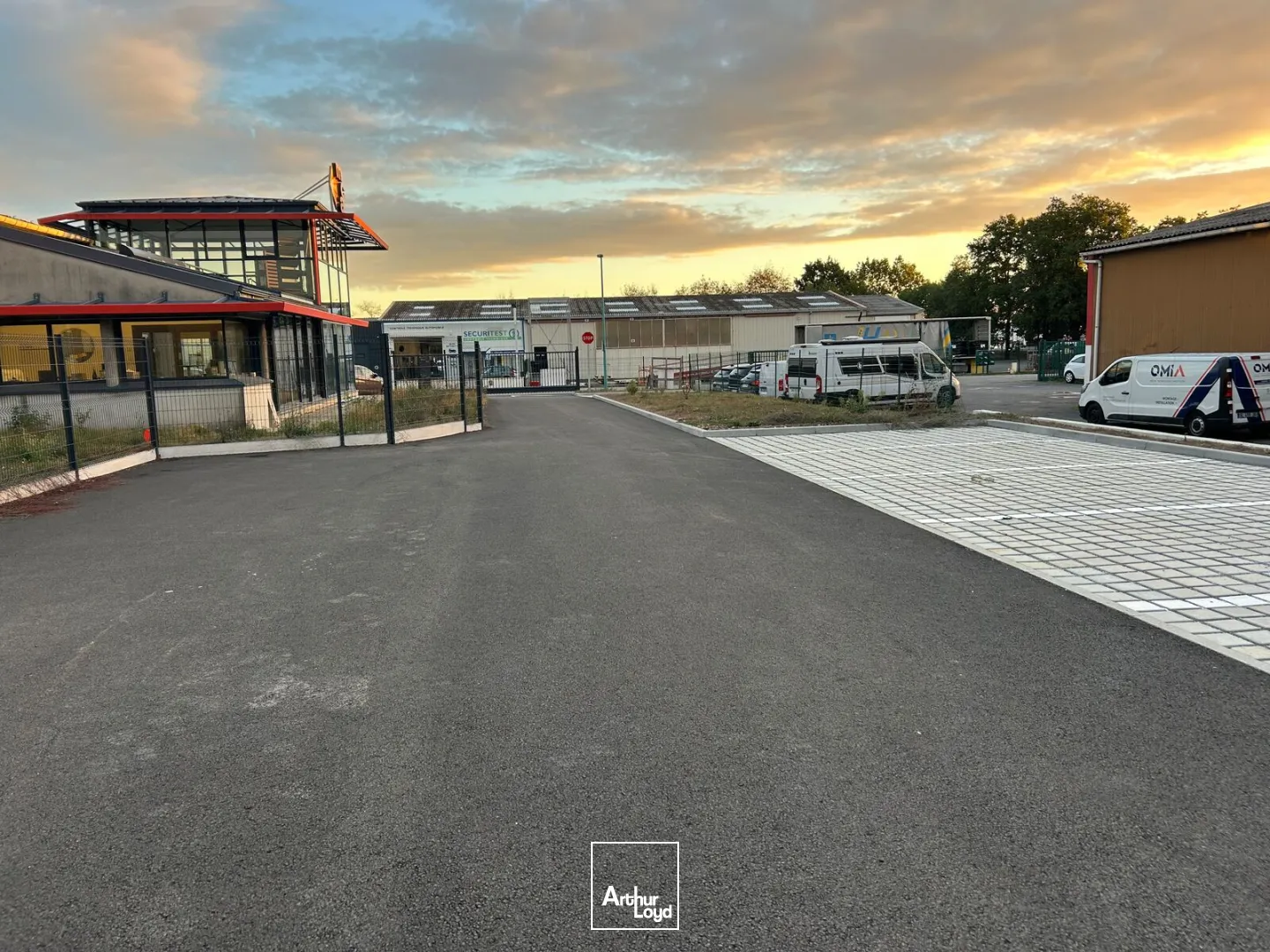 Locaux d'activité & Entrepôts - Vente - AIGREFEUILLE SUR MAINE - 44140 - 807-807 - 7959773