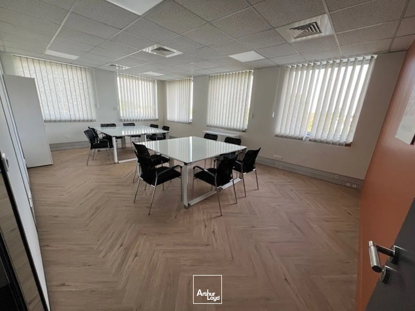 Bureaux - Location - VILLEBON SUR YVETTE - 91140 - 220-1324 - 7959869