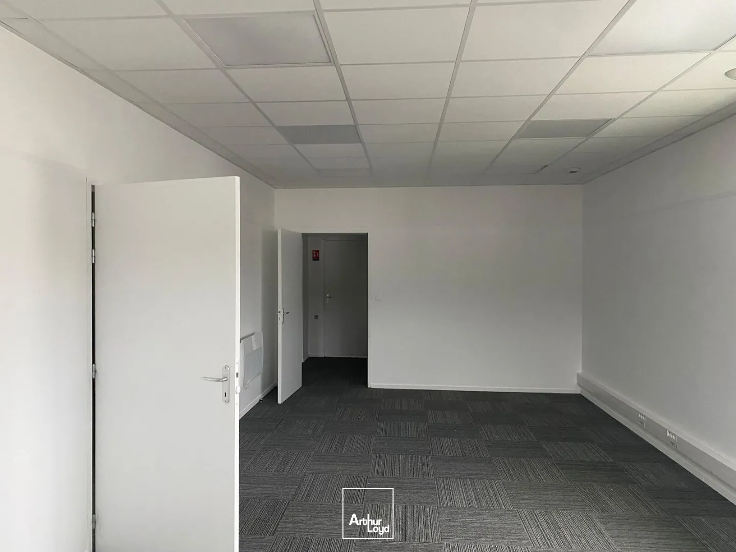 Locaux d'activité & Entrepôts - Vente - CRACH - 56950 - 594-594 - 7962398