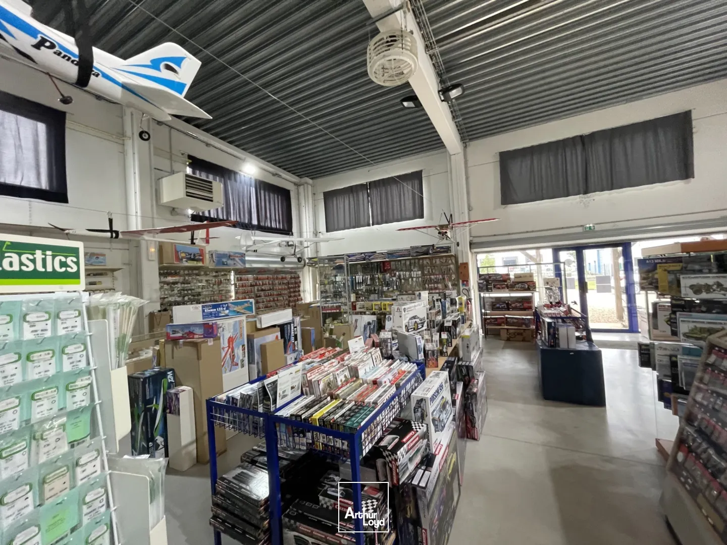 Locaux d'activité & Entrepôts - Location - ESLETTES - 76710 - 504-504 - 7962462