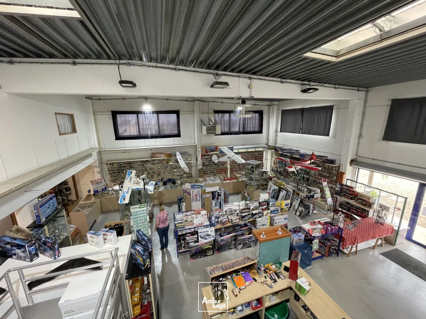Locaux d'activité & Entrepôts - Location - ESLETTES - 76710 - 504-504 - 7962463