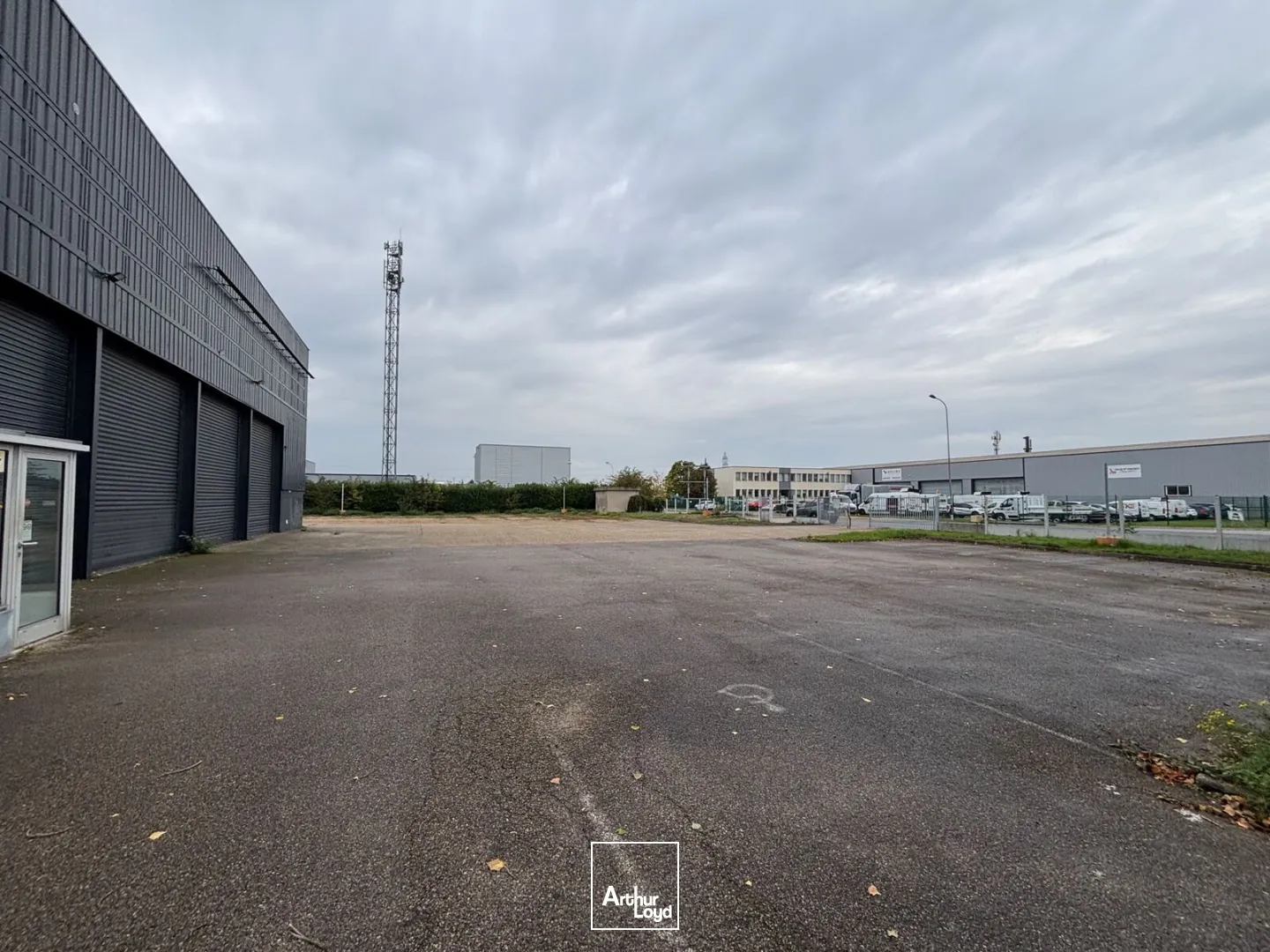 Locaux d'activité & Entrepôts - Location - SOTTEVILLE LES ROUEN - 76300 - 700-700 - 7962473