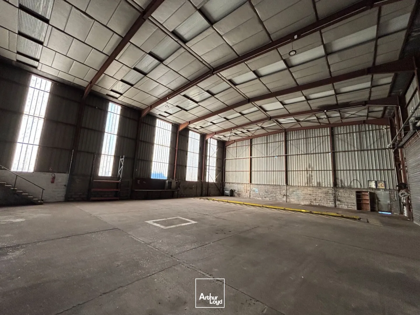 Locaux d'activité & Entrepôts - Location - SOTTEVILLE LES ROUEN - 76300 - 700-700 - 7962474
