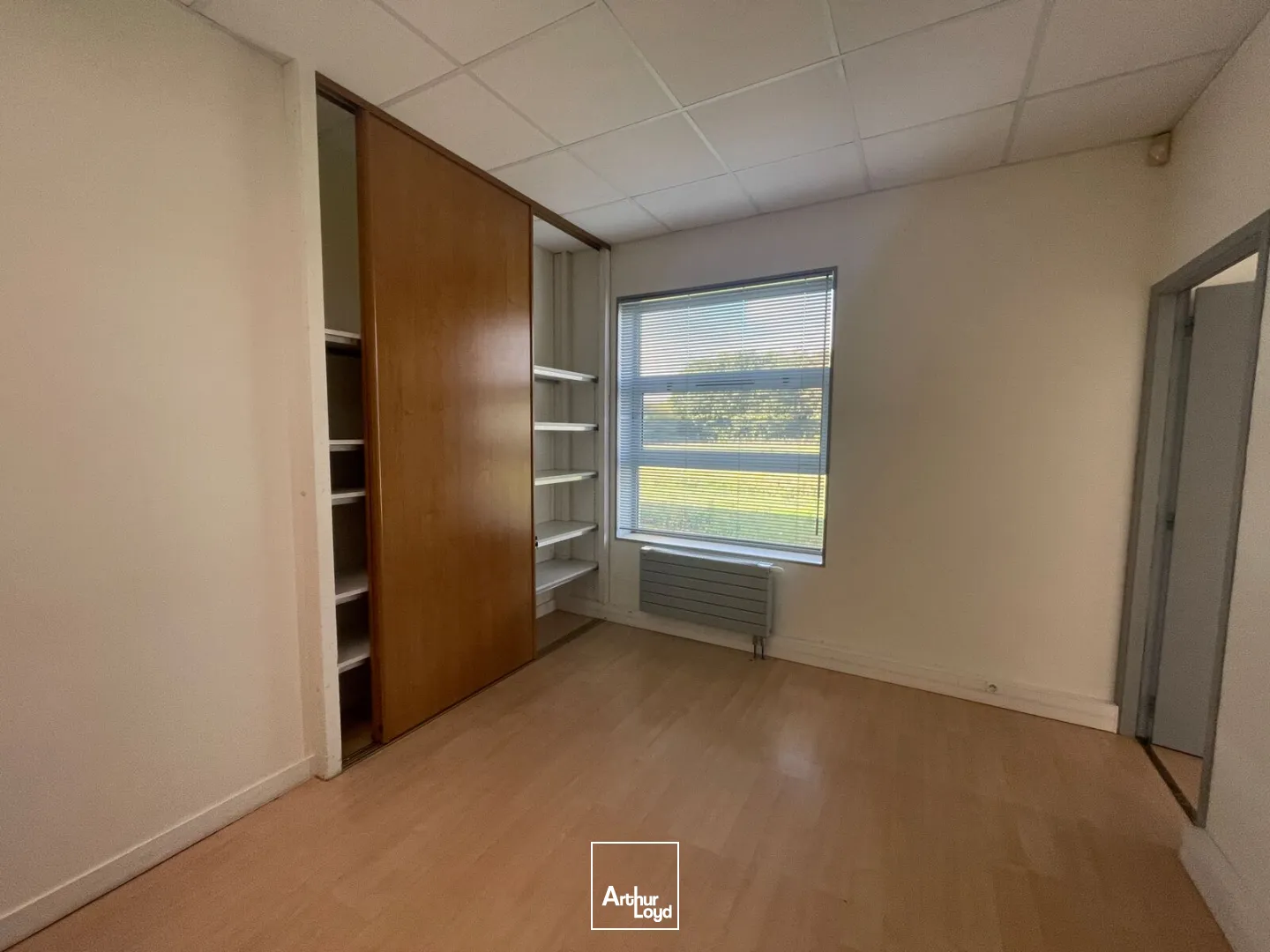 Bureaux - Location - BERNAY - 27300 - 469-469 - 7962502