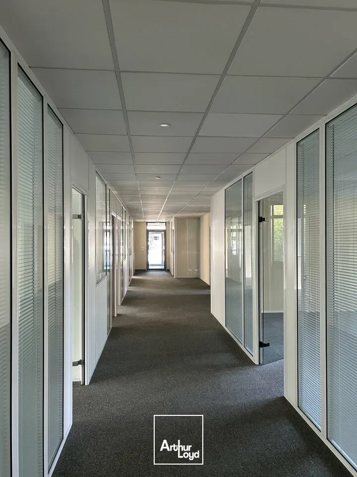 Bureaux - Location - LE BOURGET-DU-LAC - 73370 - 394-394 - 7969786