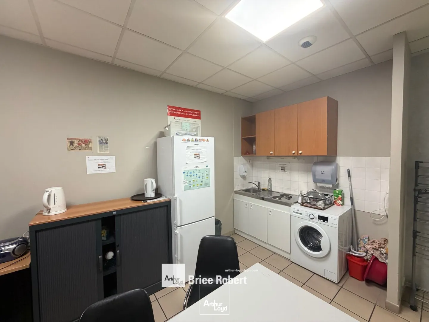 Locaux commerciaux - Location - LYON - 69008 - 626-626 - 7977383