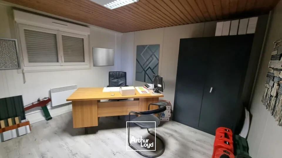 Locaux d'activité & Entrepôts - Location - ASLONNES - 86340 - 787-787 - 7979387
