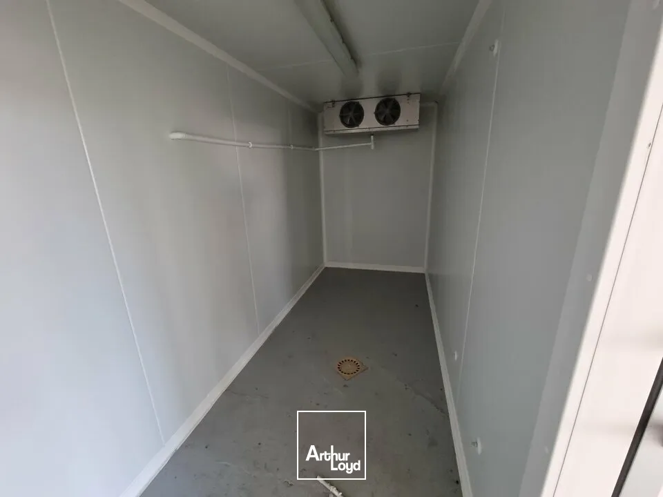 Locaux commerciaux - Location - FONTENAY-LE-COMTE - 85200 - 400-400 - 7979381
