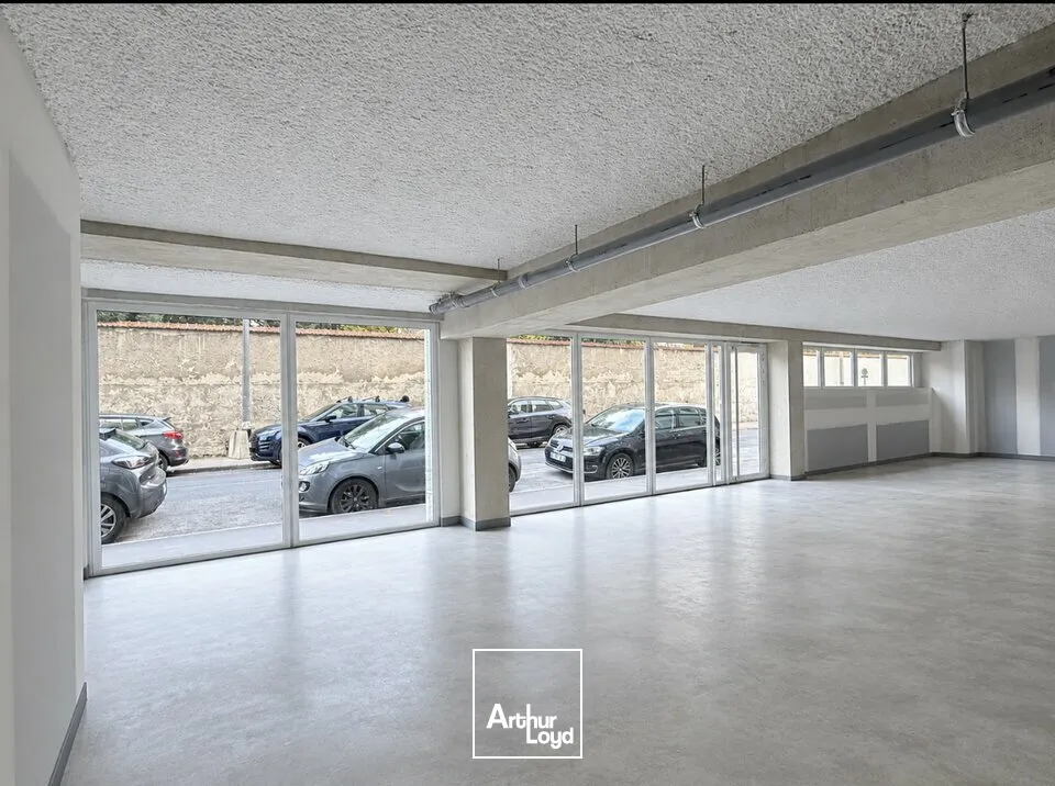 Locaux commerciaux - Vente - REIMS - 51100 - 94.07-94.07 - 7979428
