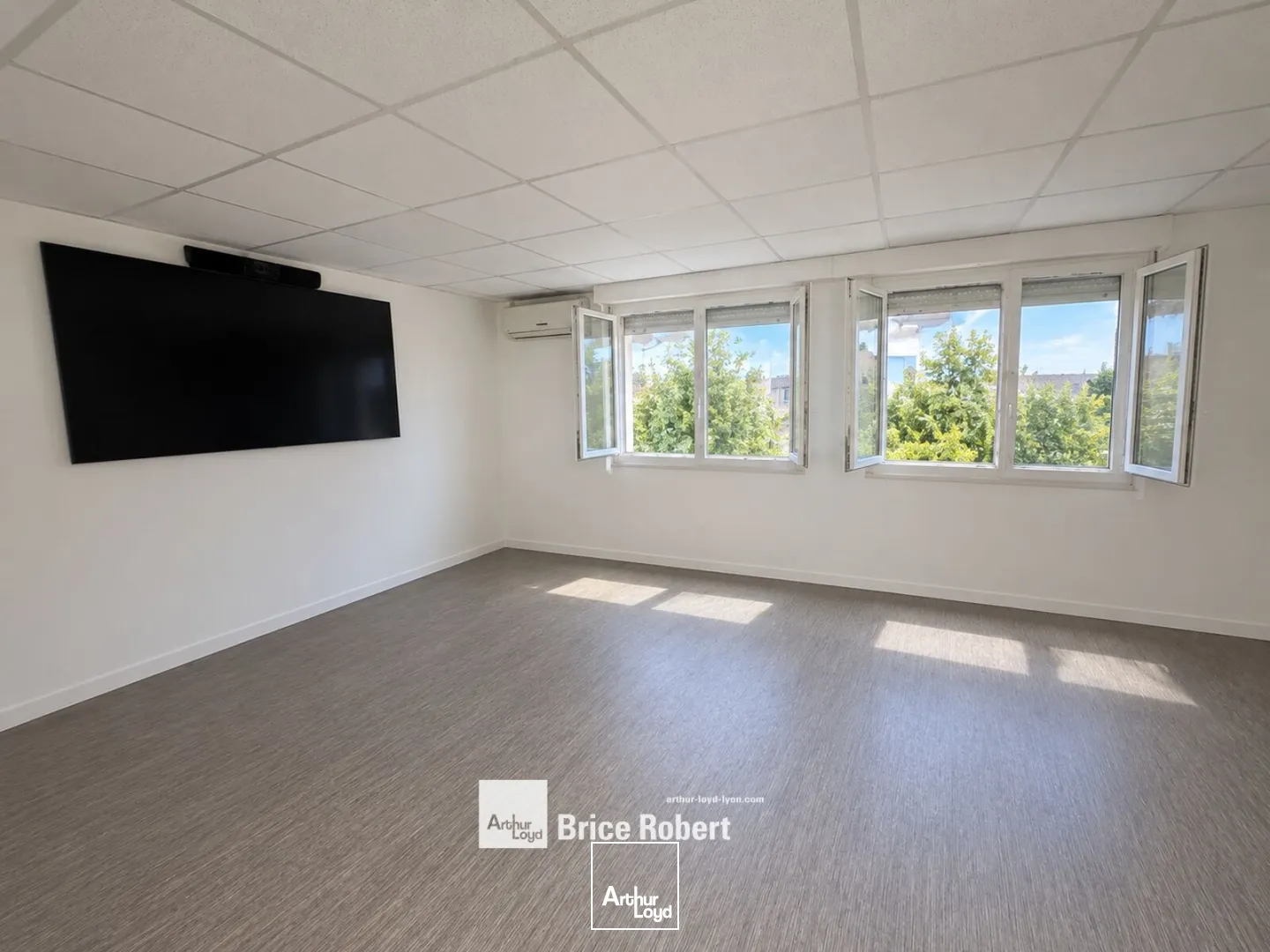 Bureaux - Location - LYON - 69006 - 100-100 - 7980299