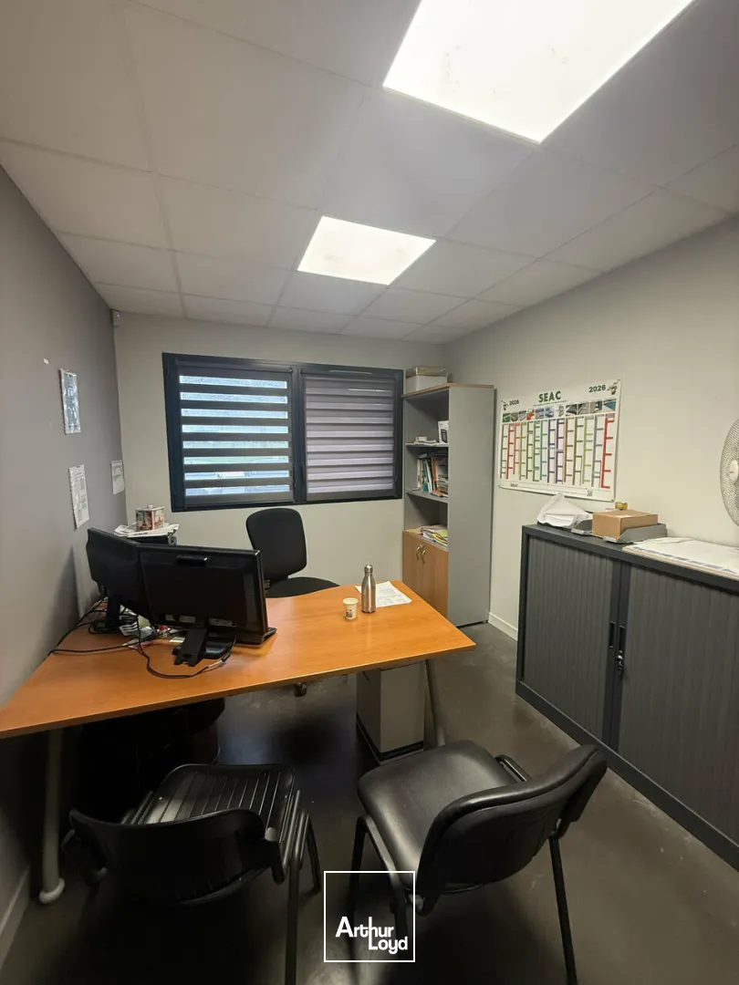 Bureaux - Location - SAINT-PANTALÉON-DE-LARCHE - 19600 - 175-175 - 7980366