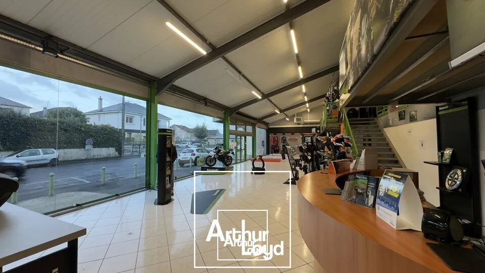 Locaux commerciaux - Location - BRIVE-LA-GAILLARDE - 19100 - 300-300 - 7980369