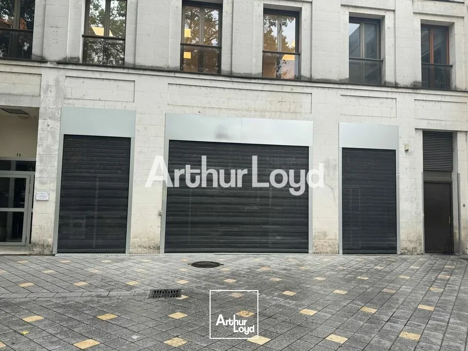 Locaux commerciaux - Location - TOURS - 37000 - 120-120 - 7980456
