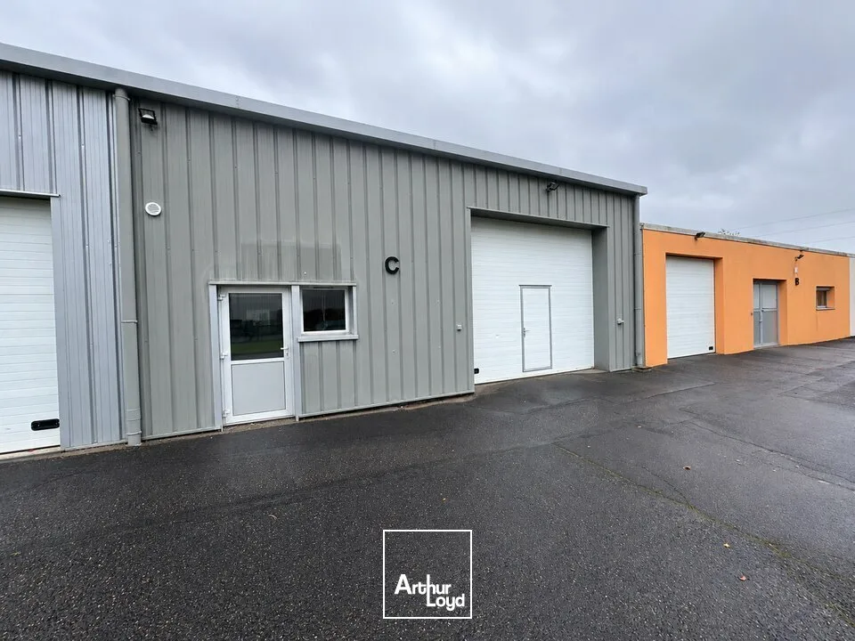 Locaux d'activité & Entrepôts - Location - JOUE LES TOURS - 37300 - 180-180 - 7980463