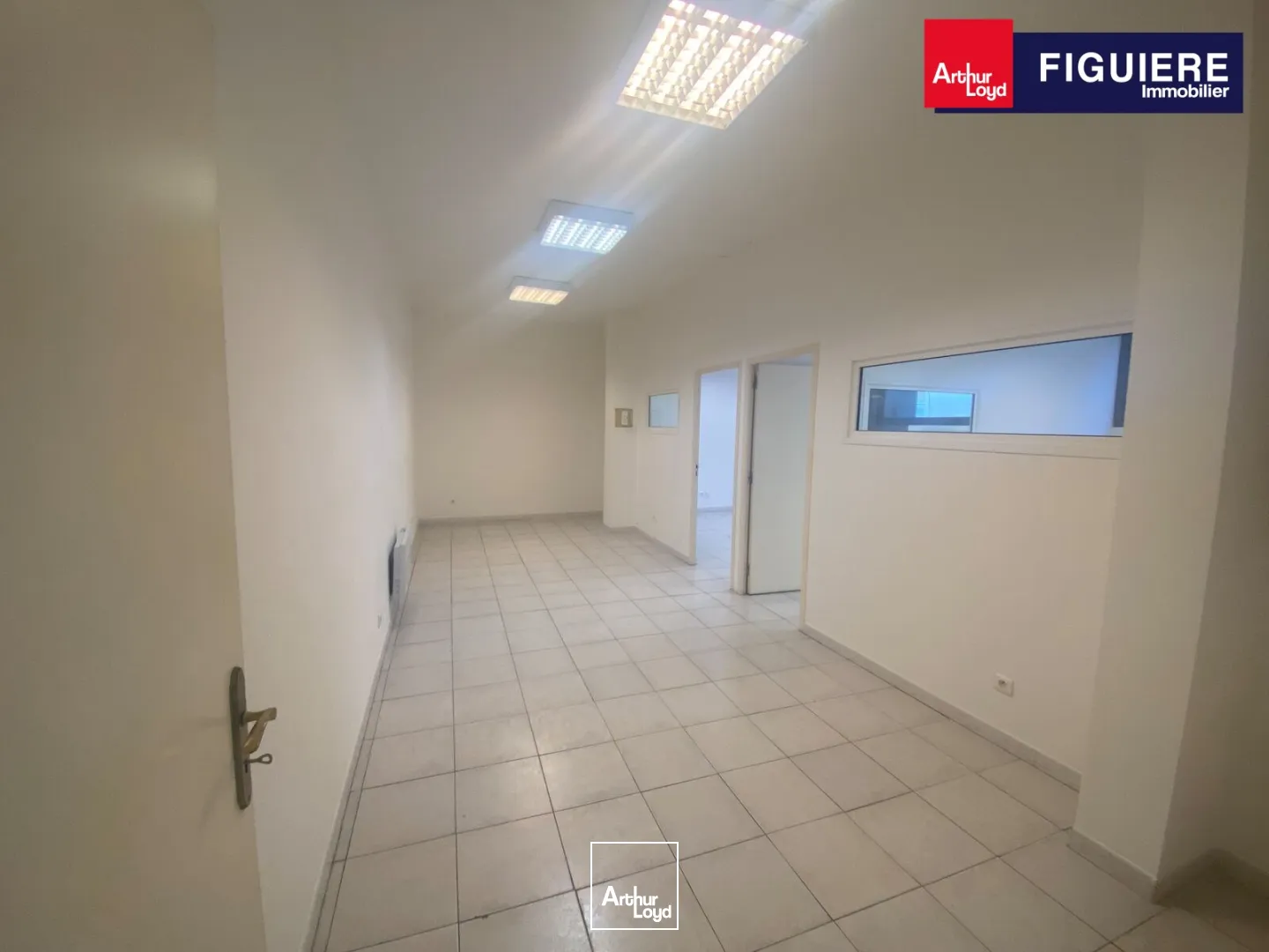 Bureaux - Vente - SALON DE PROVENCE - 13300 - 113-113 - 7980594