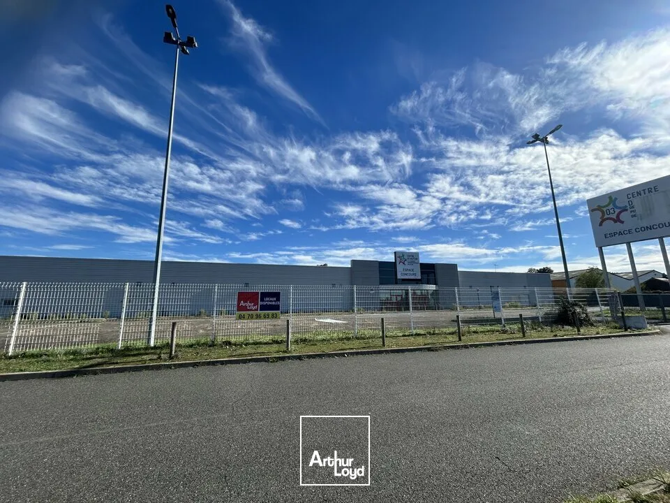Locaux d'activité & Entrepôts - Vente - TOULON SUR ALLIER - 03400 - 3600-3600 - 7980602